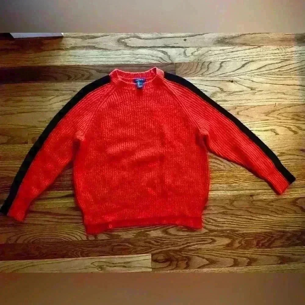 FOREVER 21 - ORANGE SWEATER WITH BLACK ARM STRIPES - SIZE SMALL